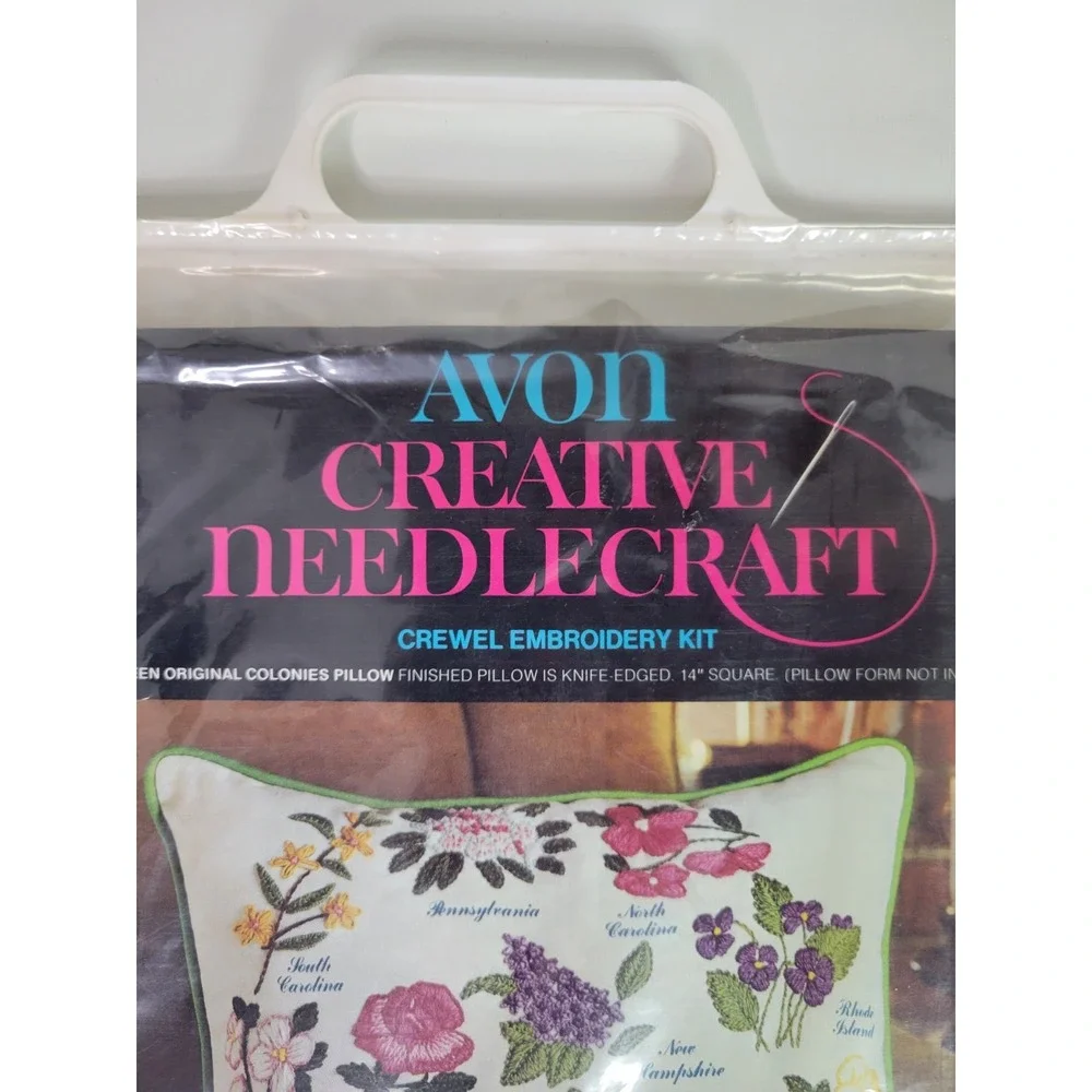 Vtg NIP Avon Needlecraft Crewel Embroidery Kit 13 Colonies Floral‎ Pillow 14
